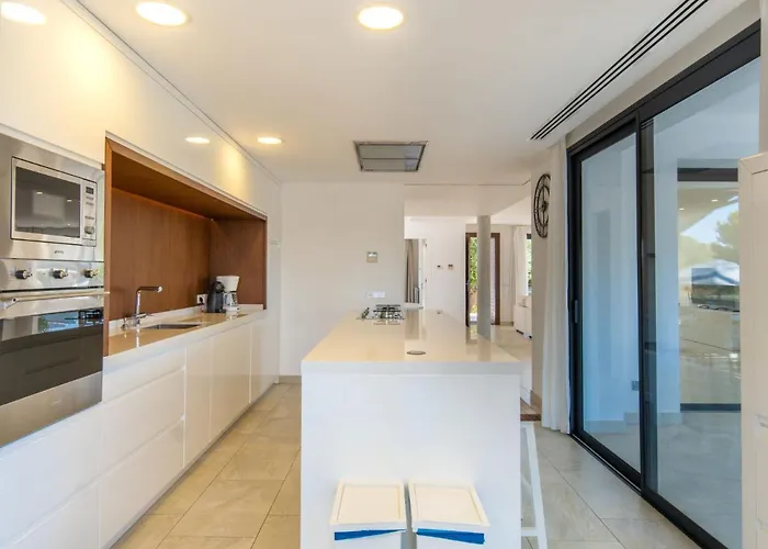 Marianne By Interhome