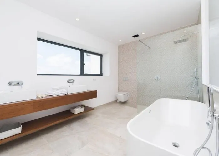 Feriehus Marianne By Interhome *